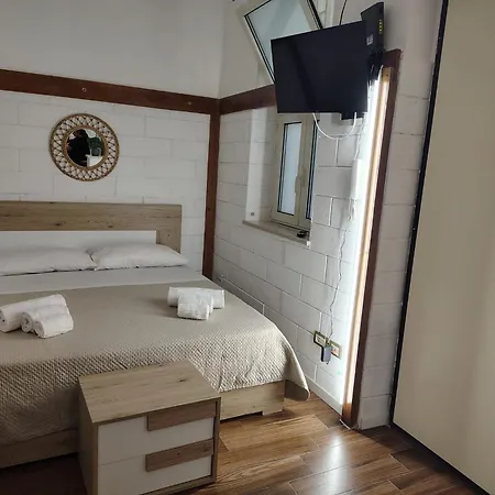 Sonnino 90 Apartamento
